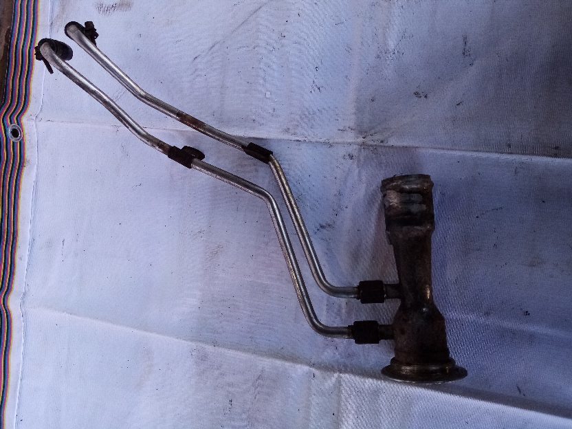 патрубок охладителя газов системы egr DD, б/у